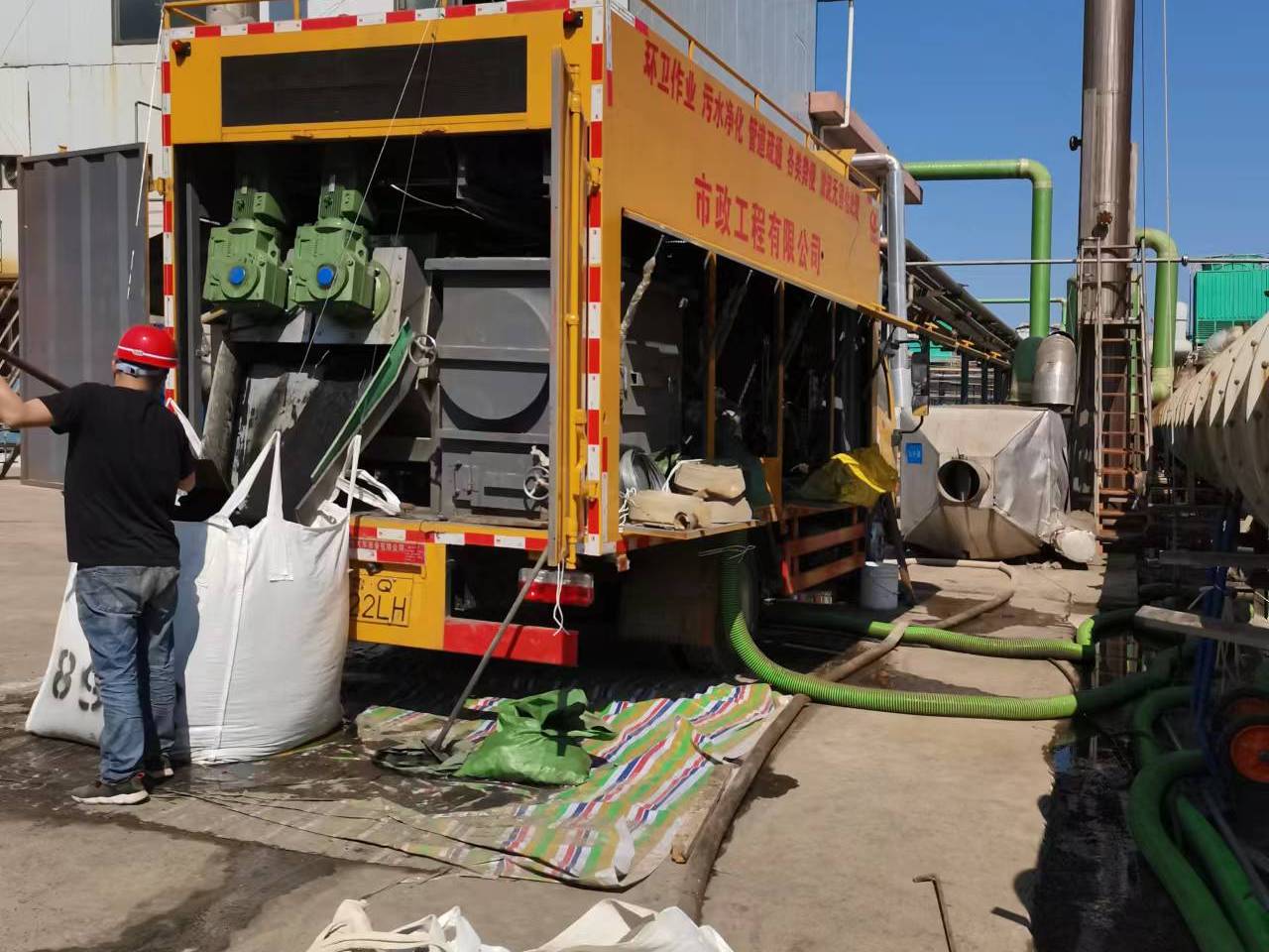 武义淤泥压干处理